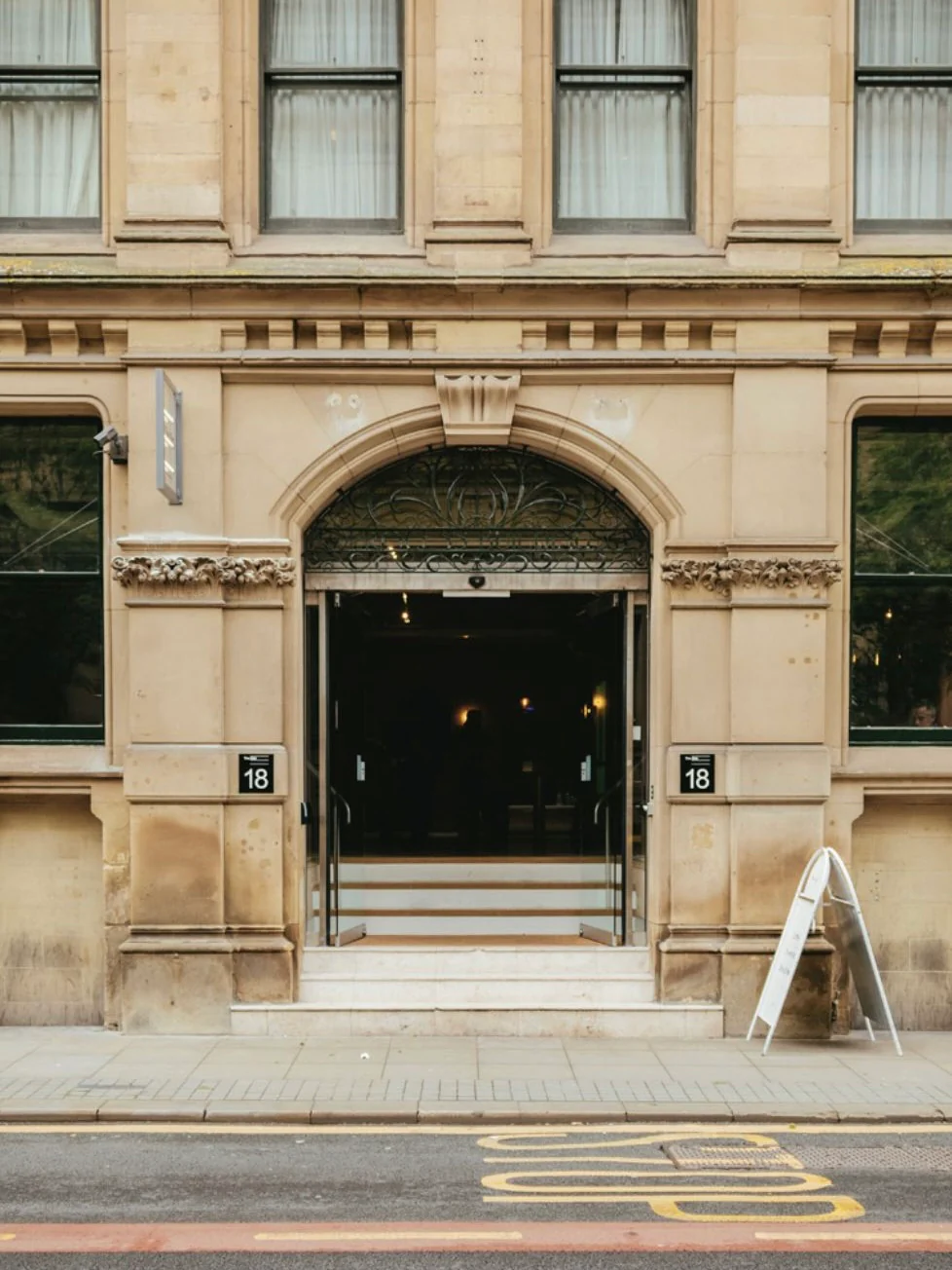 L.A-S CHARITY ARCHIVE SALE - THE ALAN HOTEL MANCHESTER - Image 2