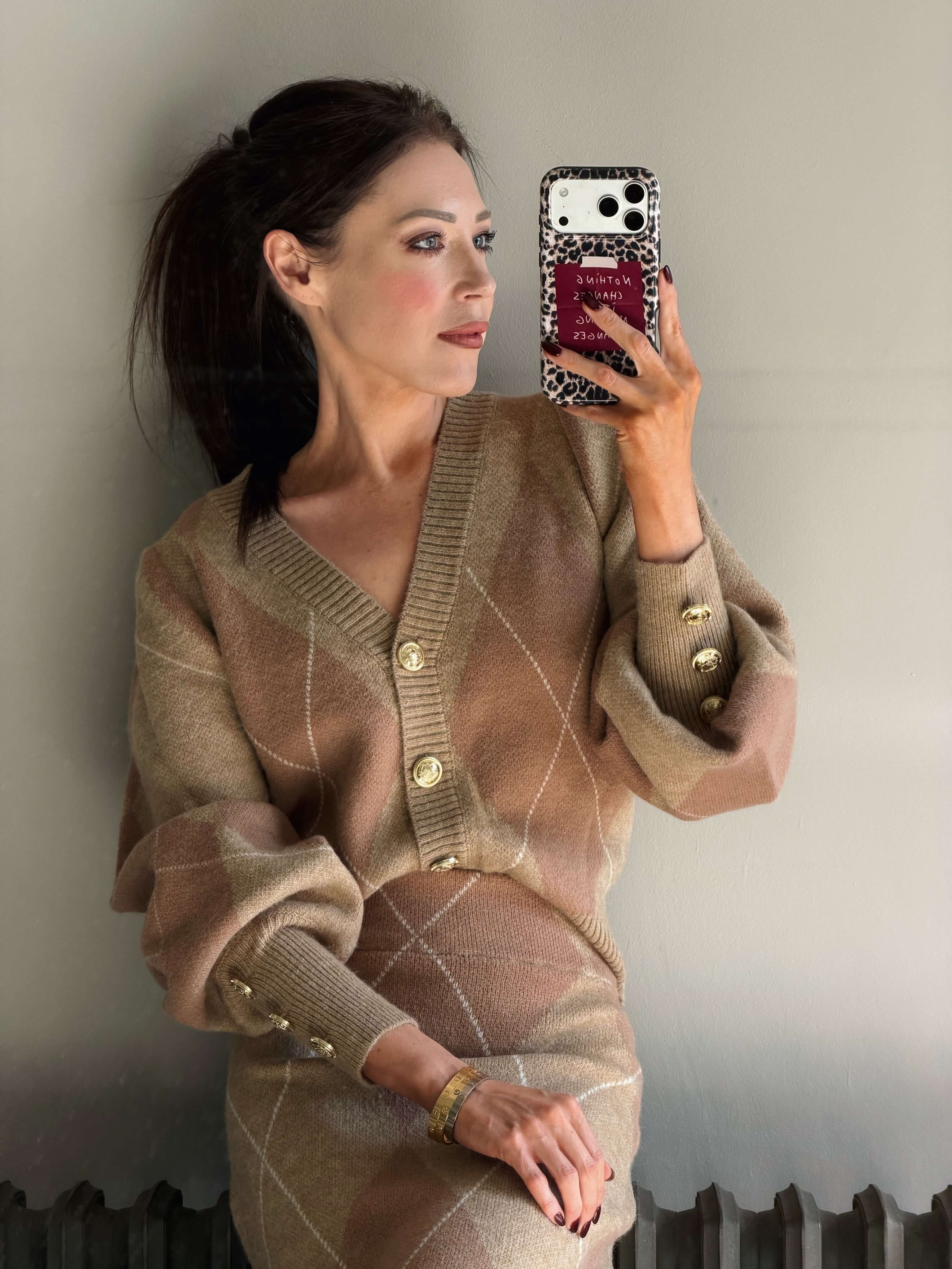‘PICTURE PERFECT’ ARGYLE DIAMOND KNIT CARDIGAN CAMEL - Image 2