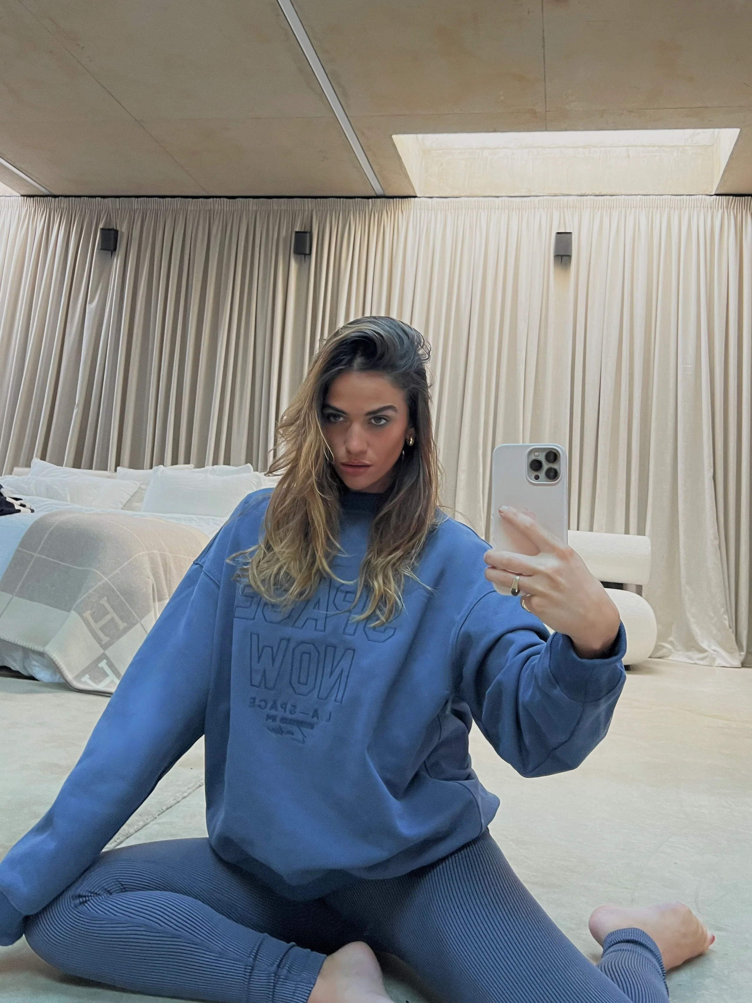 'SPACE NOW' EMBROIDERED SWEATSHIRT NAVY - Image 3